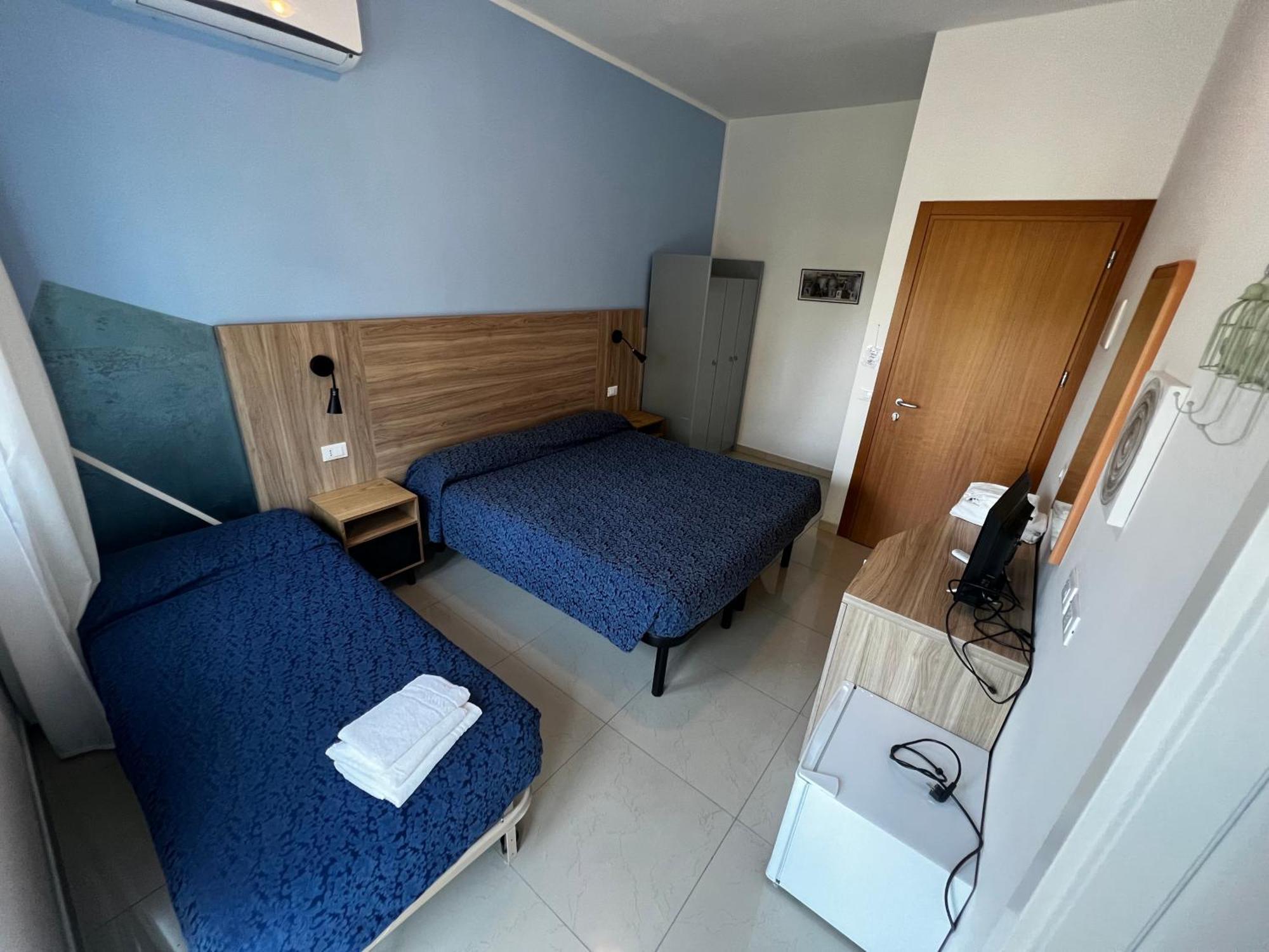 Club Vacanze In Cervia Extérieur photo